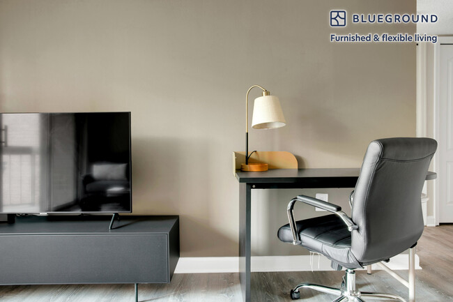 Foto del edificio - 2140 L St NW