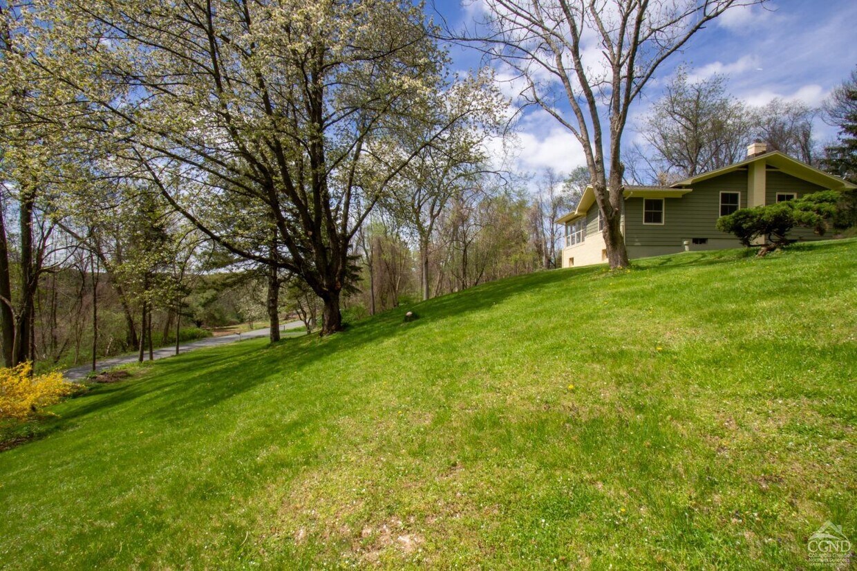 211 Konig Rd, Ghent, NY 12075 House Rental in Ghent, NY