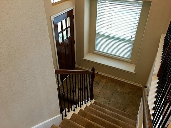 Building Photo - 74 Cheswood Manor Drive