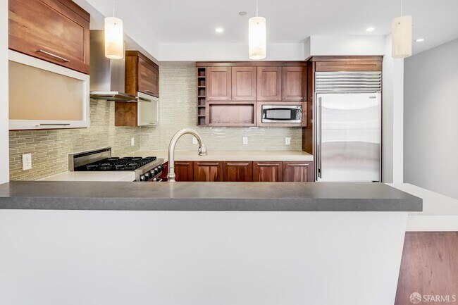 Foto del edificio - 420 Bay St