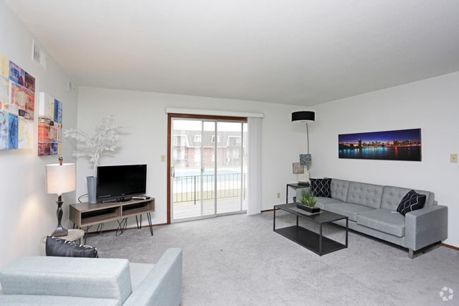 Living Room - Edgemont Park