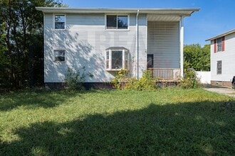 Building Photo - 5 bd, 2 ba, 1,548 Sq. Ft.