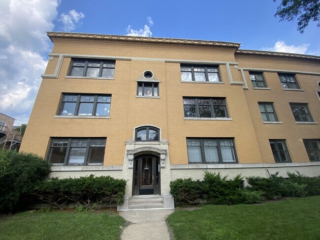 Foto del edificio - 2459 N Orchard St