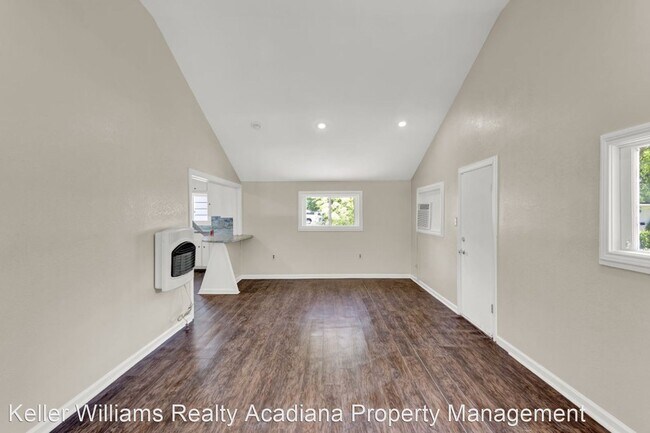 Building Photo - 3 br, 1 bath House - 606 18th Street