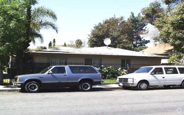 Primary Photo - 620 N Lacy St