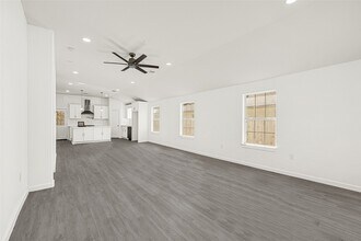 Building Photo - 1412 Northwood St