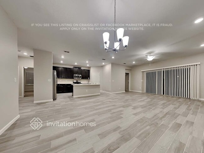 Building Photo - 9871 Lemon Grass Ln