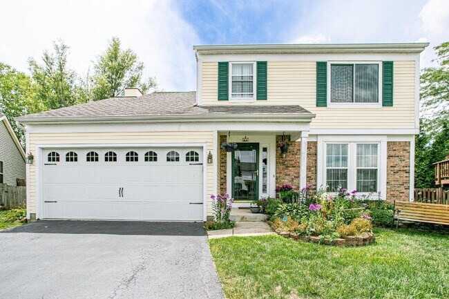 Building Photo - 1711 Green Friar Dr