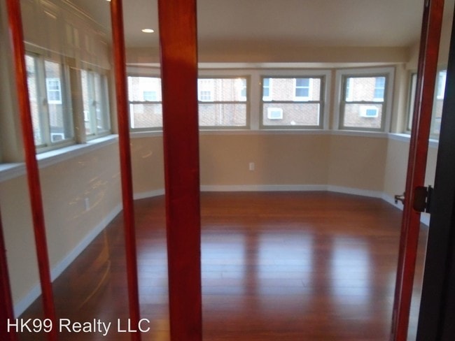 Building Photo - 3128 Cottman Ave