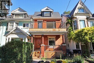 Building Photo - 351 Clinton St