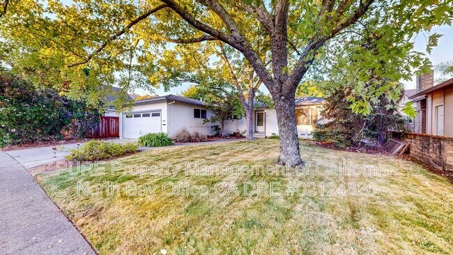 Foto del edificio - 526 Emerald Park Ct