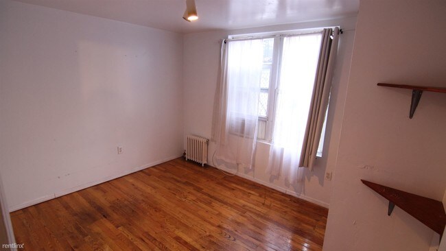 Foto del edificio - 4 br, 1 bath Apartment - 213 N 5th St Unit 1F