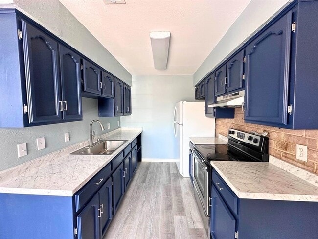 Building Photo - 4902 Marcella Ave