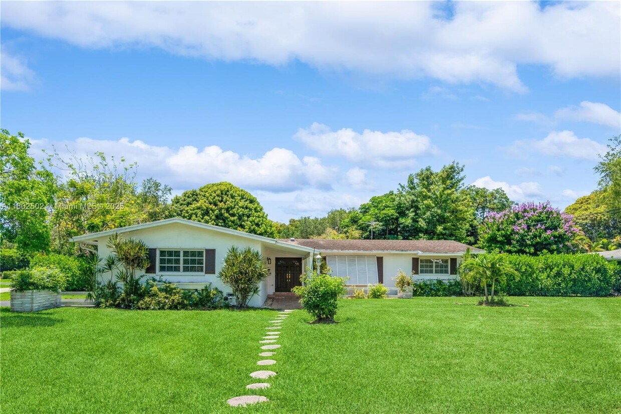 Foto principal - 7300 SW 116th St