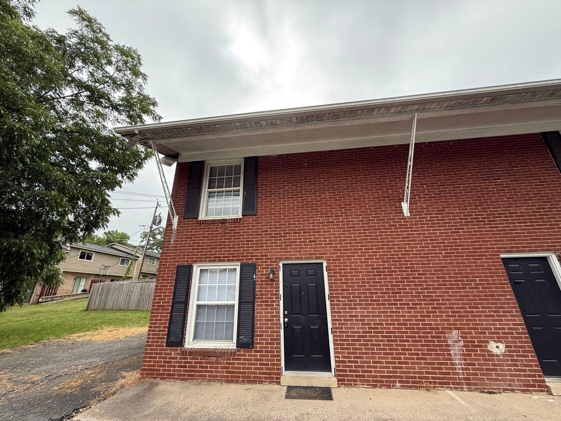 Foto principal - 1132 Montcalm St
