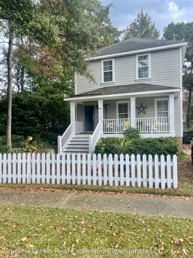 Primary Photo - 3 br, 2 bath House - 707 West Street