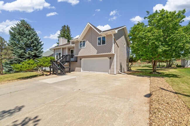 Foto del edificio - 3704 Meadowbrook Dr