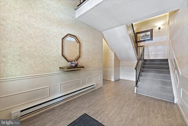 Foto del edificio - 7254 Glen Hollow Ct