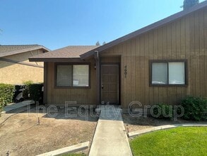 Building Photo - 4601 W Cypress Ave