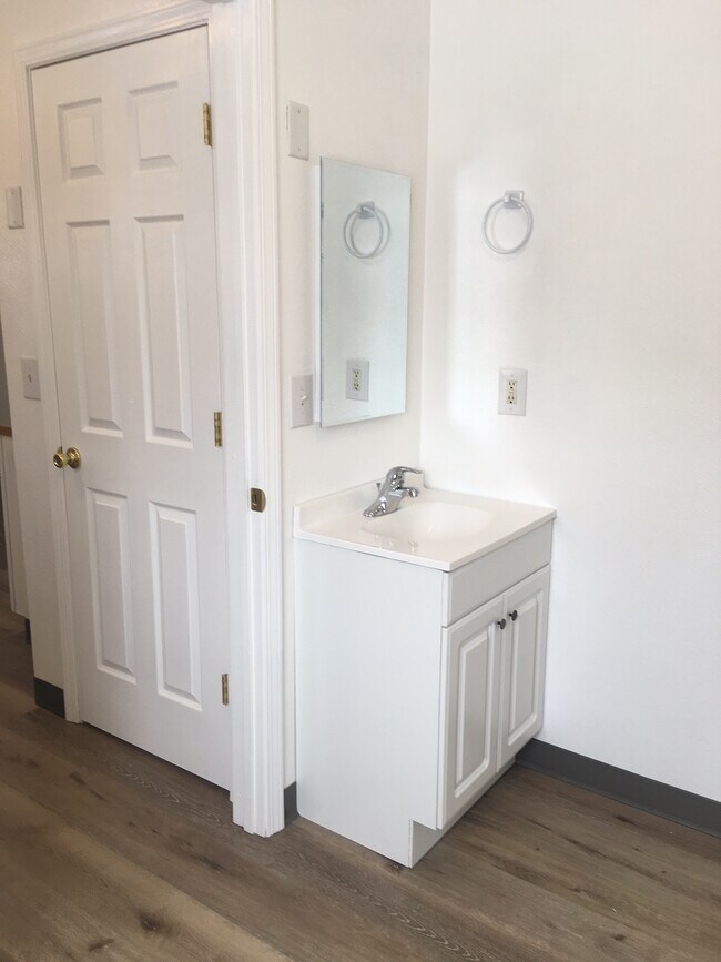 Foto del edificio - 2013 North Ave W