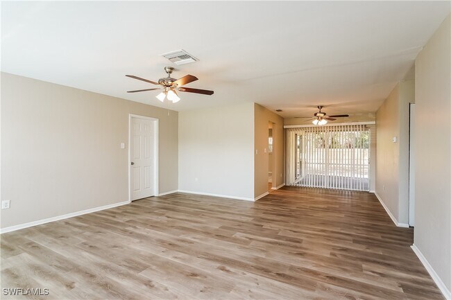 Building Photo - 7311 Louise Dr
