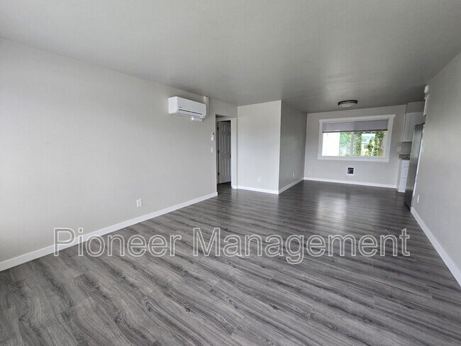 Foto del edificio - 2585 W Bradford Ct