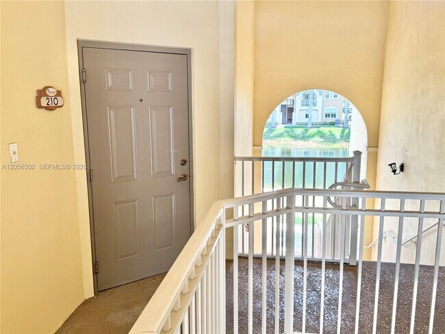 Foto del edificio - 10850 NW 89th Terrace