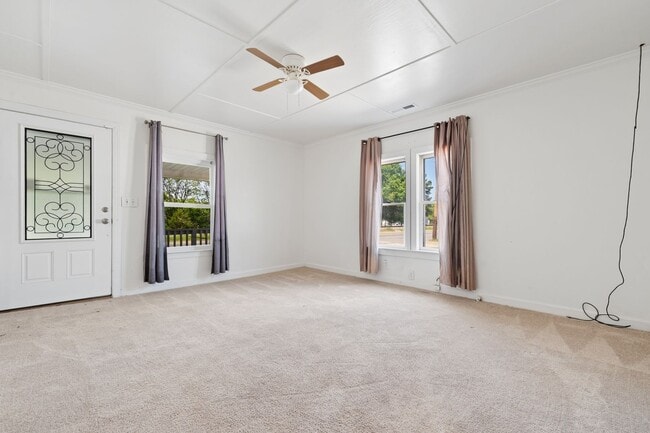 Building Photo - Well Maintained 3 Bedroom Home, Convenient to Downtown Wake Forest