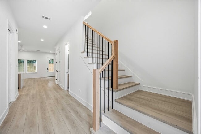 Foto del edificio - 8019 Grandview St