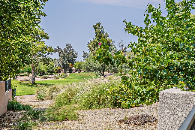 Foto del edificio - 7700 E Gainey Ranch Rd