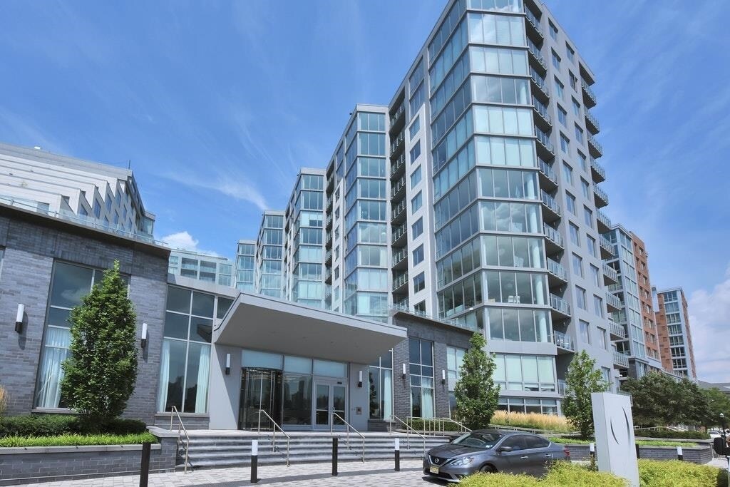 1200 Ave at Port Imperial Unit 502, Weehawken, NJ 07086 Condo for