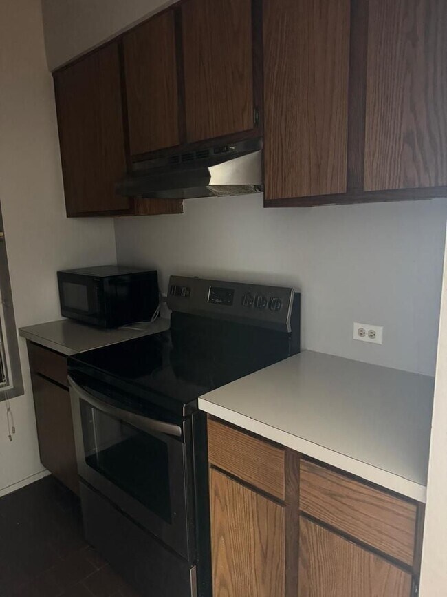 Foto del edificio - 2130 N Halsted St