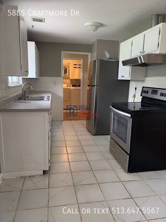 Foto del edificio - 5885 Craftmore Dr