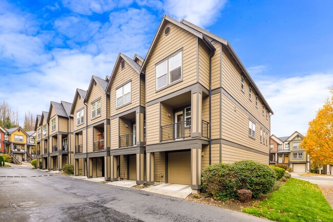 Building Photo - Luxury West Seattle 2 Bedroom Townhouse