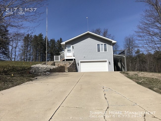 Building Photo - 217 S M 37 Hwy