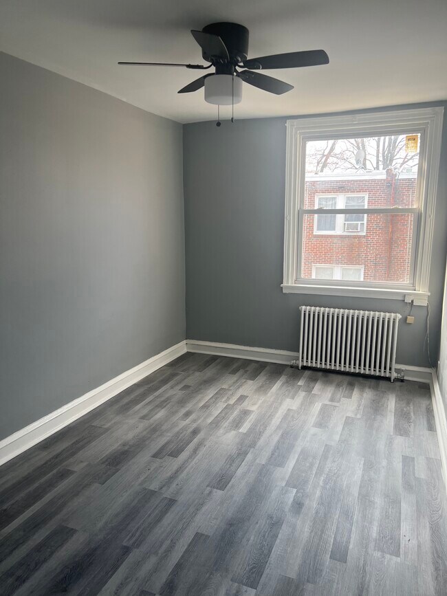 Foto del edificio - 6640 N Broad St