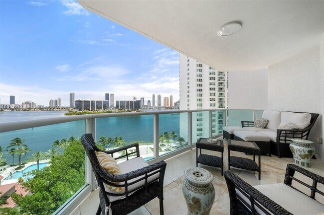 Foto del edificio - 3301 NE 183rd St