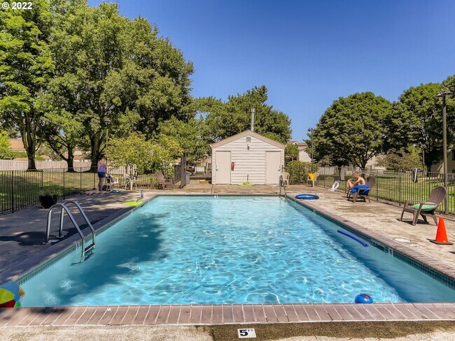 Building Photo - 10320 SW Trapper Terrace