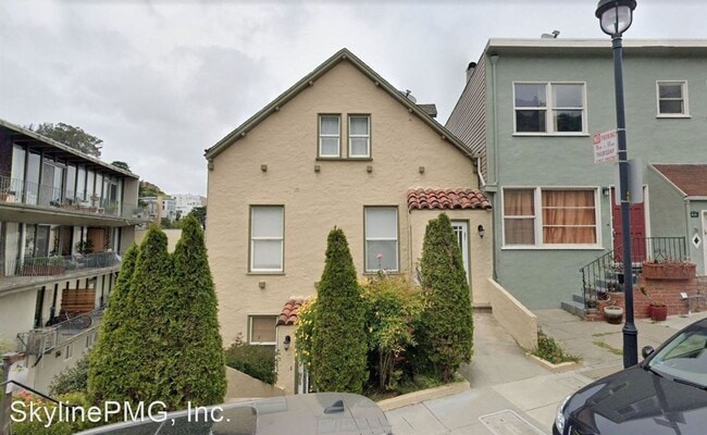 Building Photo - 465-471 Corbett Ave