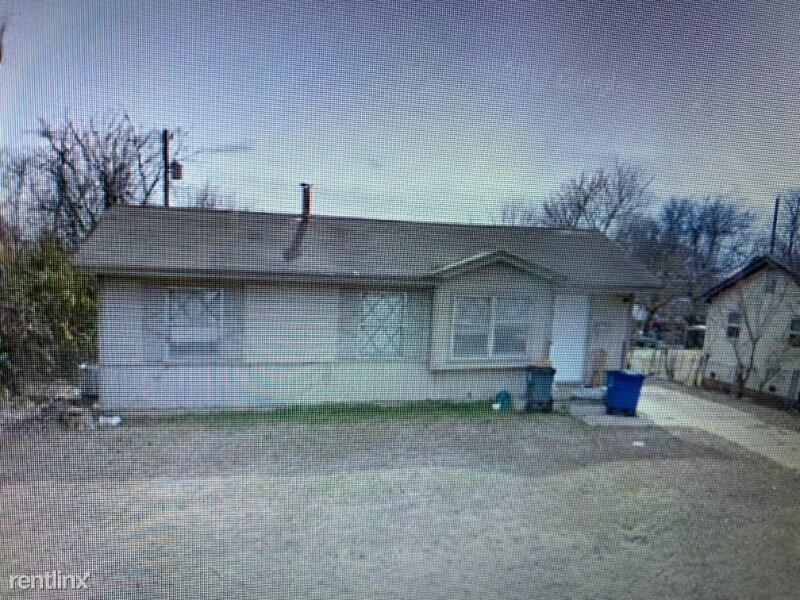 Primary Photo - 2 br, 1 bath House - 530 E 58th St N