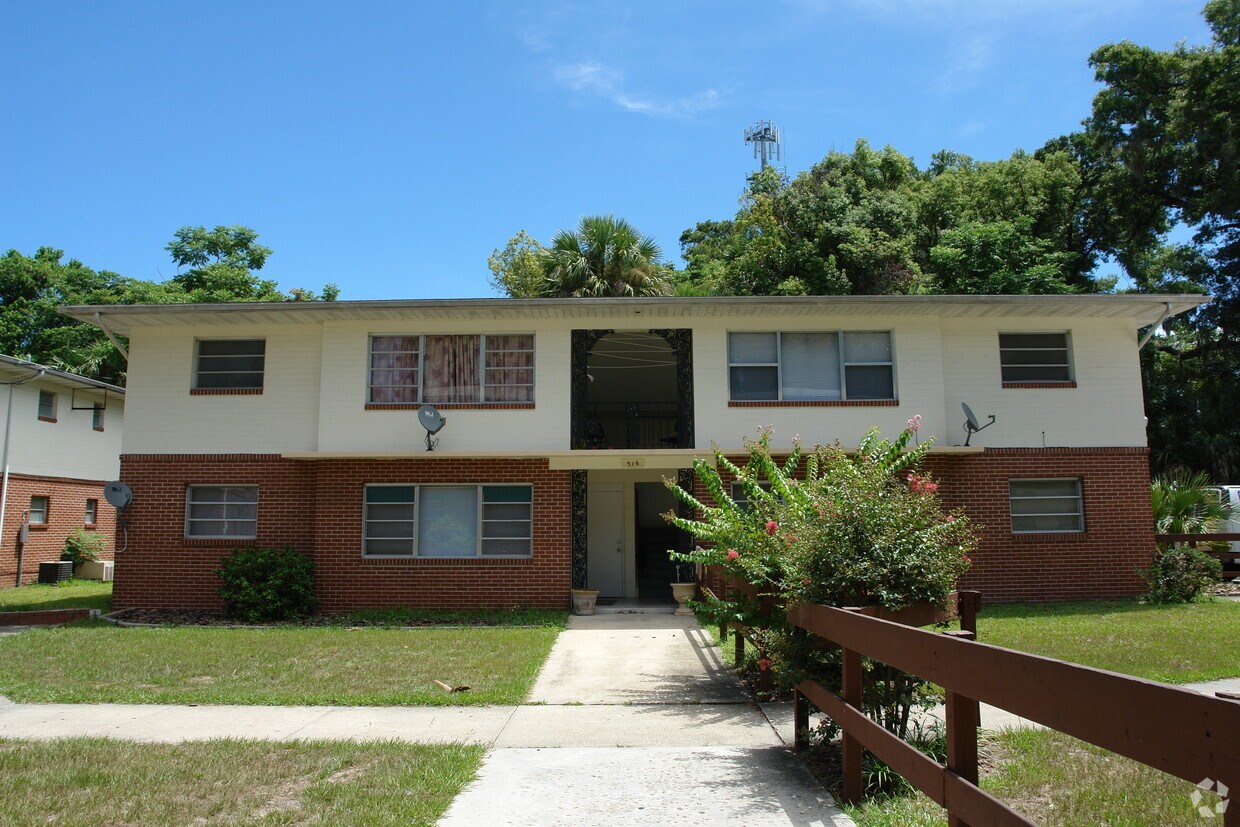 Building Photo - Howry Garden Apartments