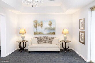 Building Photo - 2605 Chapel Lake Dr