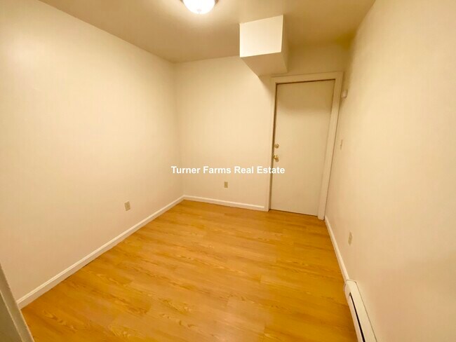 Foto del edificio - 2 Shepherd Ave