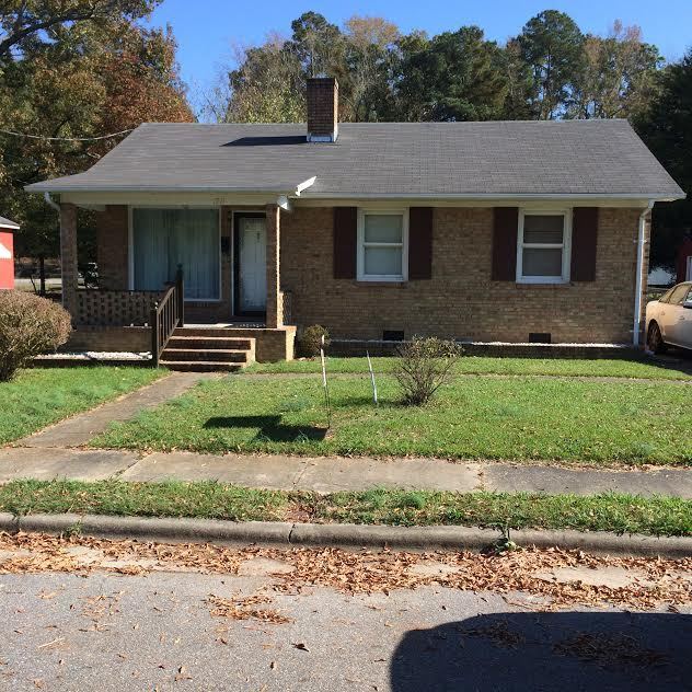 Primary Photo - 1211 Sycamore Rd
