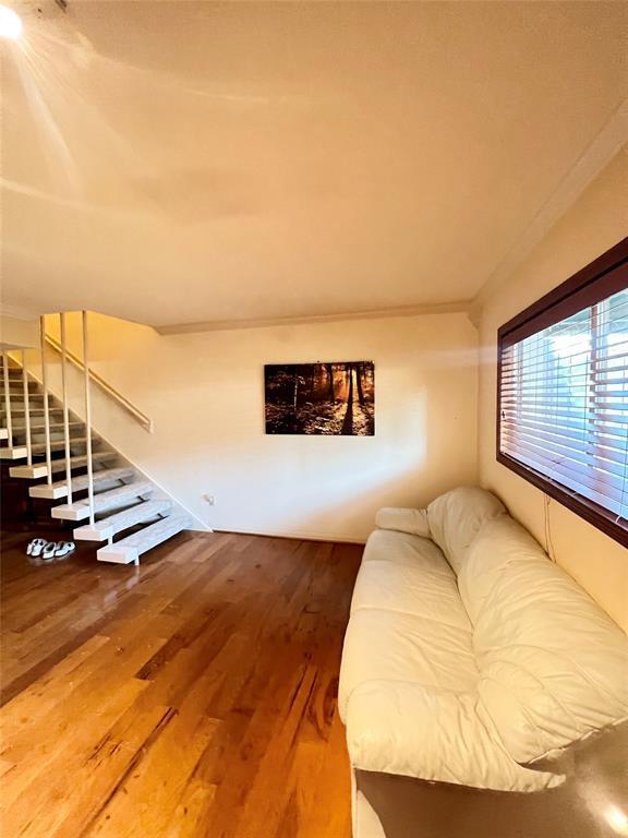 Building Photo - 10325 Briar Forest Dr