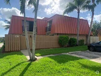 Building Photo - 3350 Meridian Way S