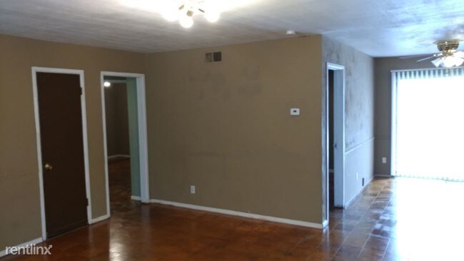 Building Photo - 3 br, 1.5 bath House - 1400 Garland Ave
