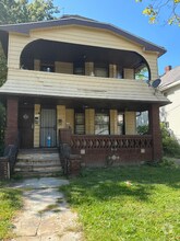 Building Photo - 3264 E 142nd St
