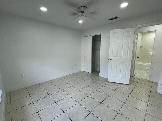 Building Photo - 18605 NW 52nd Path