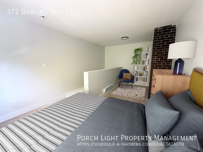 Building Photo - Totally Unique 2 Storey 1 Bedroom Apartmen...